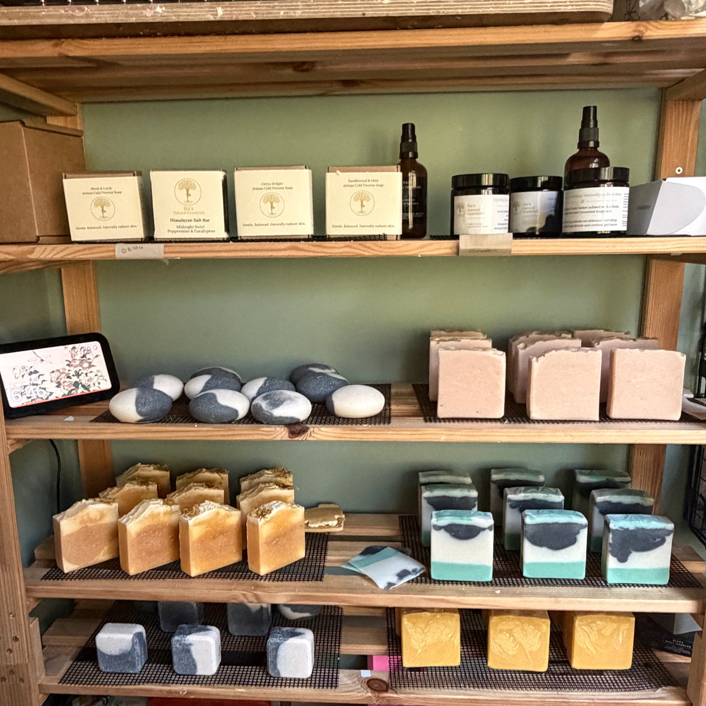 Christmas Soap Making Workshop - Saturday 28 November 10am-1pm" - itasnaturalessentials.com