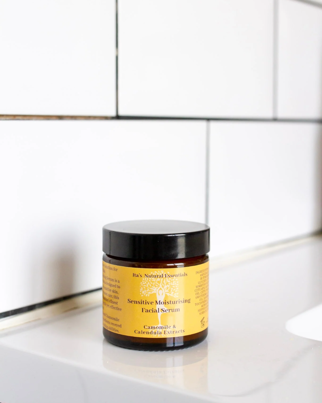 Sensitive Moisturising Facial Serum — Camomile & Calendula.
For adults with sensitive, reactive skin. Unfragranced and ultra-gentle, formulated for eczema-prone, weather-reactive or post-treatment skin that needs calm, not more to react to. 60ml - itasnaturalessentials.com